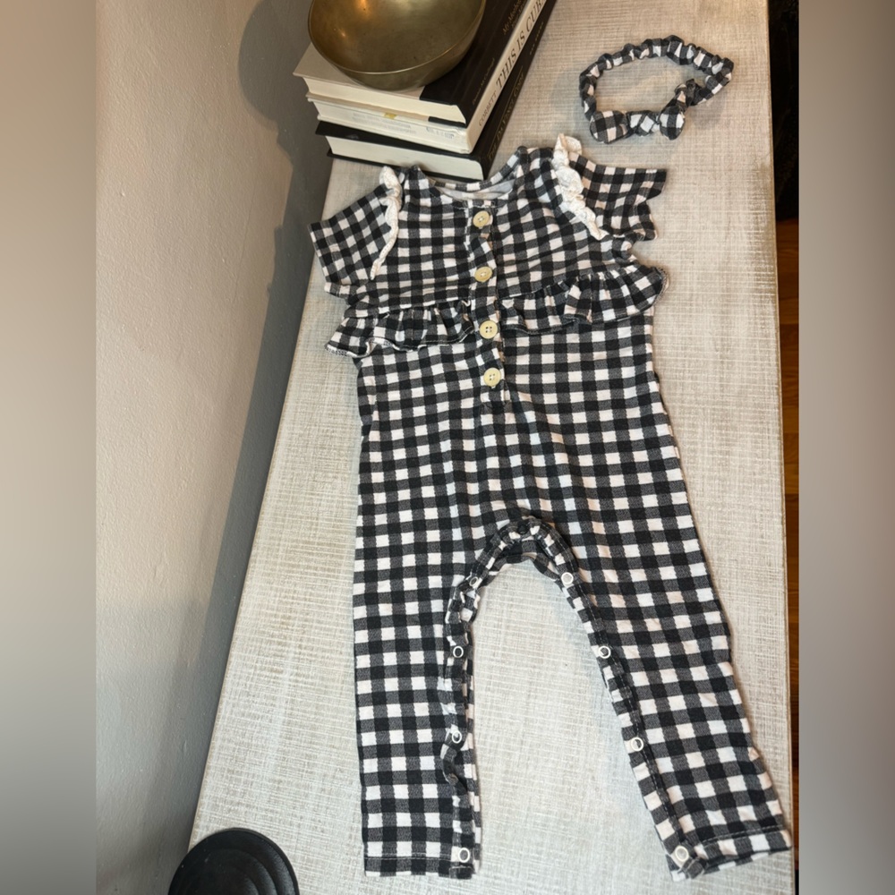 Jessica Simpson Baby Romper 12 months